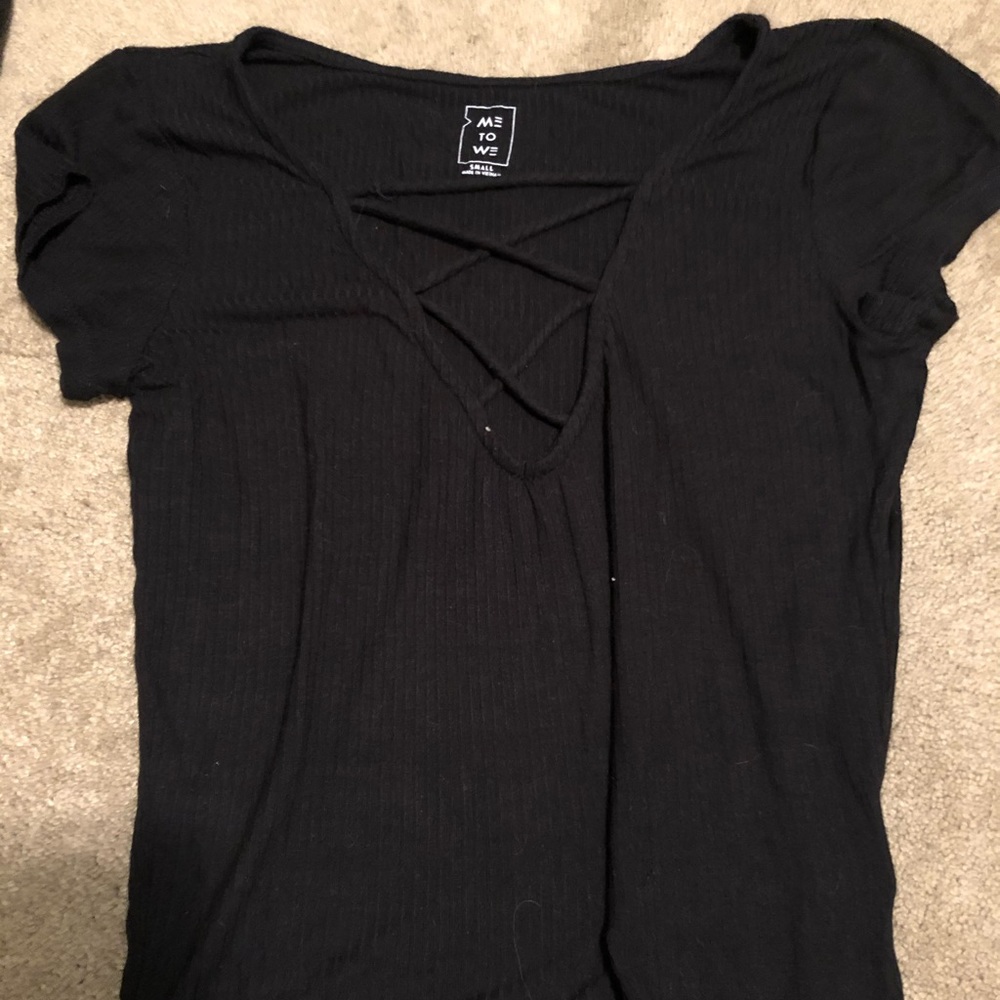 Short sleeve crossneck tee